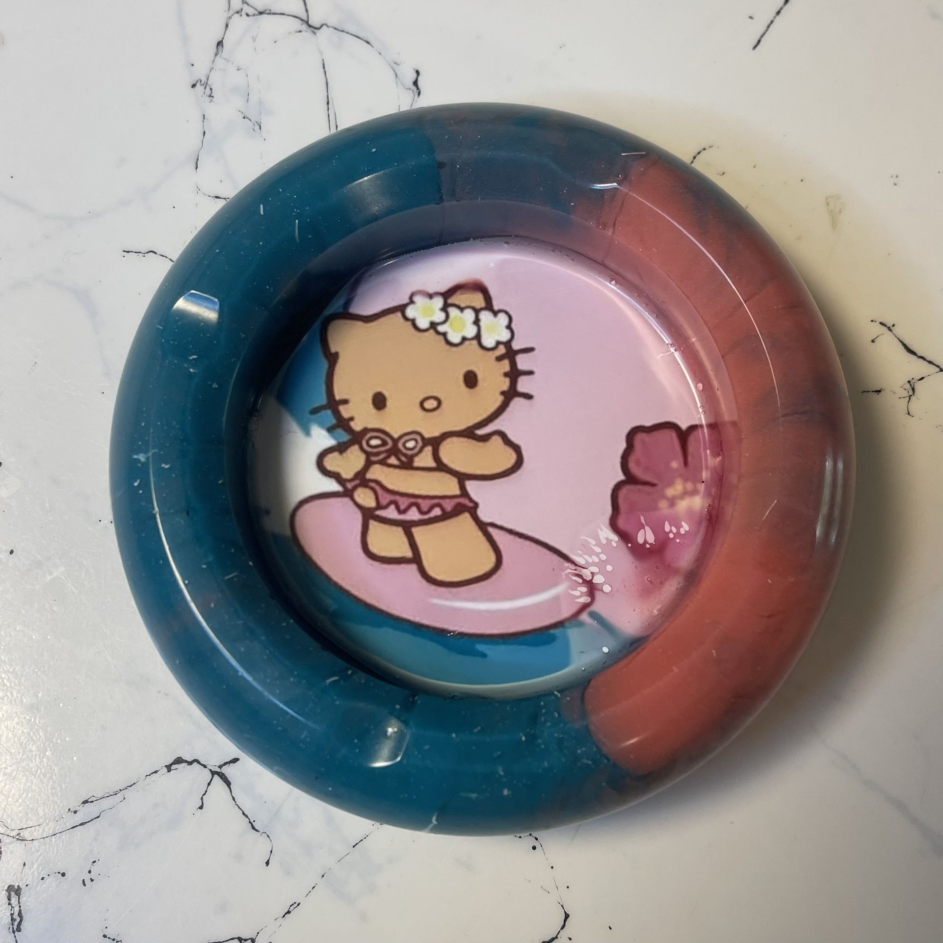 Hawaii Hello Kitty Ashtray