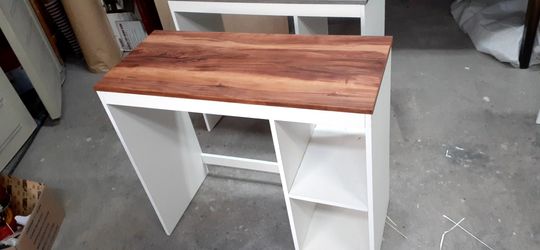 Computer desk