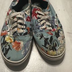 Men’s size 8 vans sneakers