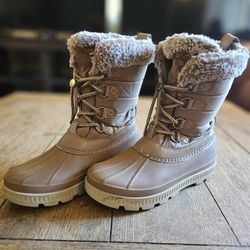 Snow Boots