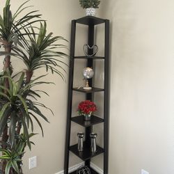 Furniture Used. 5-Tiered Corner Shelf  Wood  ⭐️