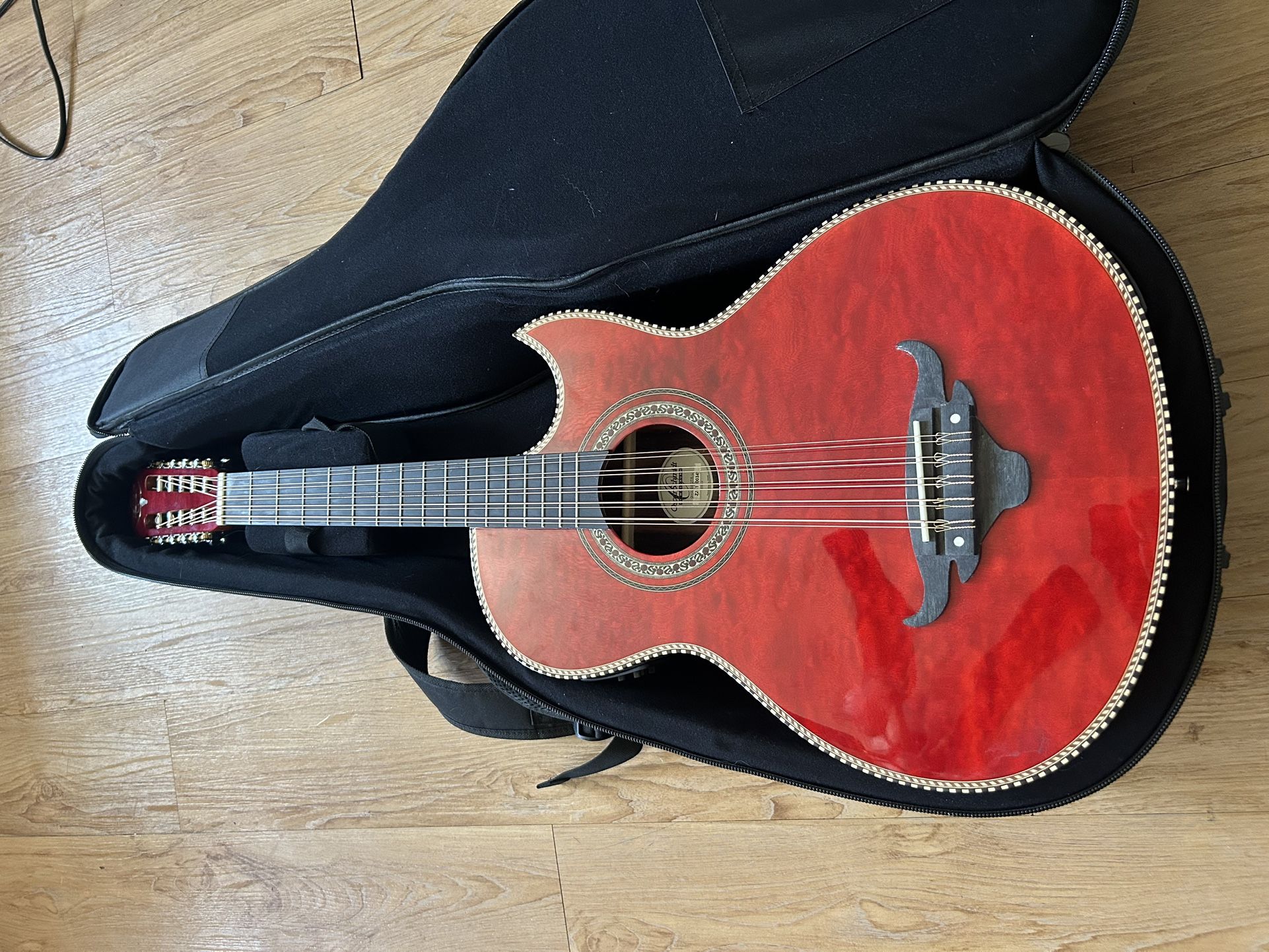 Oscar Schmidt Acoustic-Electric Bajo Quinto( Case and Extra Strings included)