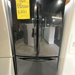 Used LG fridge 