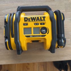 DeWalt 20V MAX CORDED/CORDLESS AIR INFLATOR, TOOL ONLY