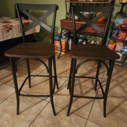 Bar Stools