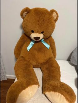 Giant Brown Bear – 44”