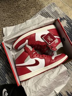 Jordan 1 Varsity Red Size 10.5