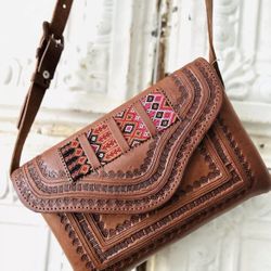 New Handcrafted Tooled Brown Leather Crossbody Flap Bag with Woven Bright Strap