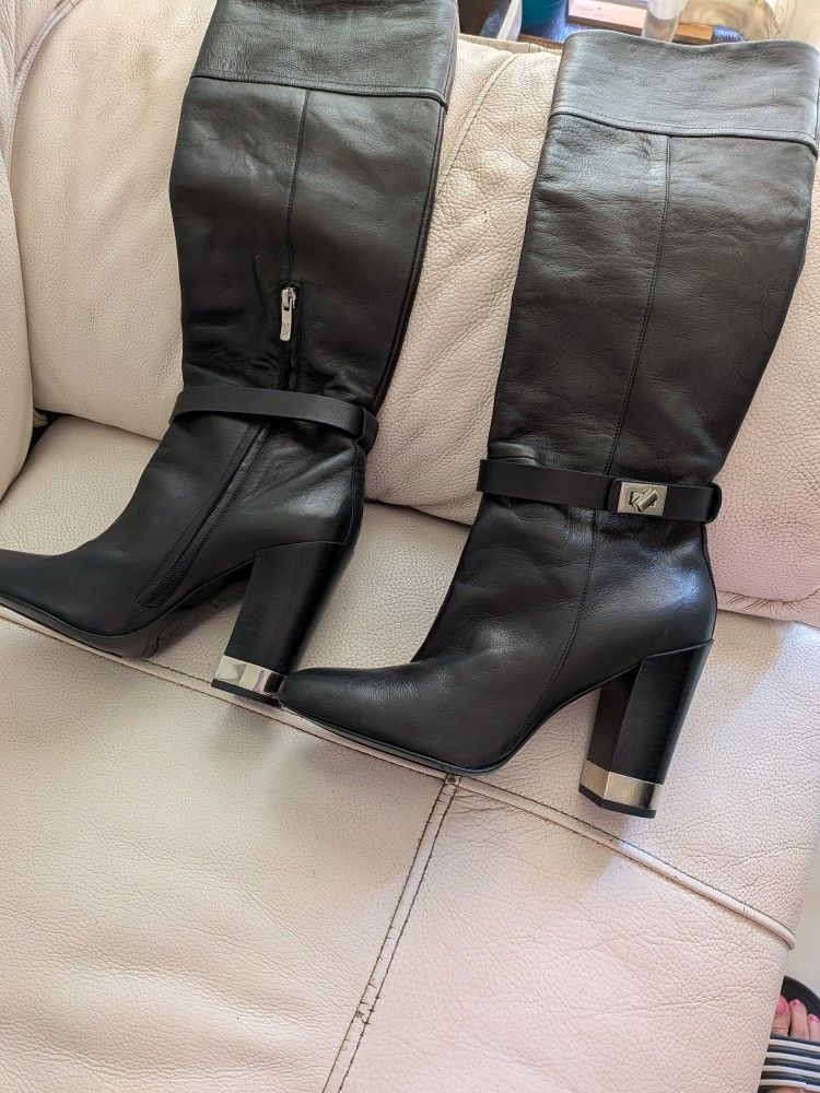 Black Leather Boots Size 8.5