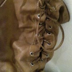 Open Toe Medium Tan Soft Leather Women’s Ladies Boots, 11” High with Straps and Flat Heels - Size 6.5, Made in Italy by Vero Cuoio in Good Condition