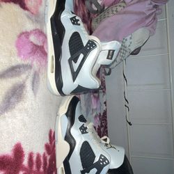 Jordan 4s used