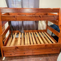 Bunk beds For Three!