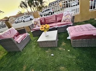 Patio Furniture Set Outdoor New In The Box 