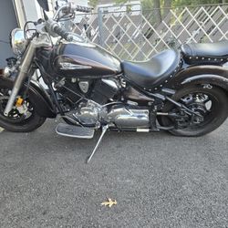 2004 yamaha vstar 1100 cc