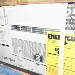 Vissani 6,000Btu Remote Controlled Window Unit 