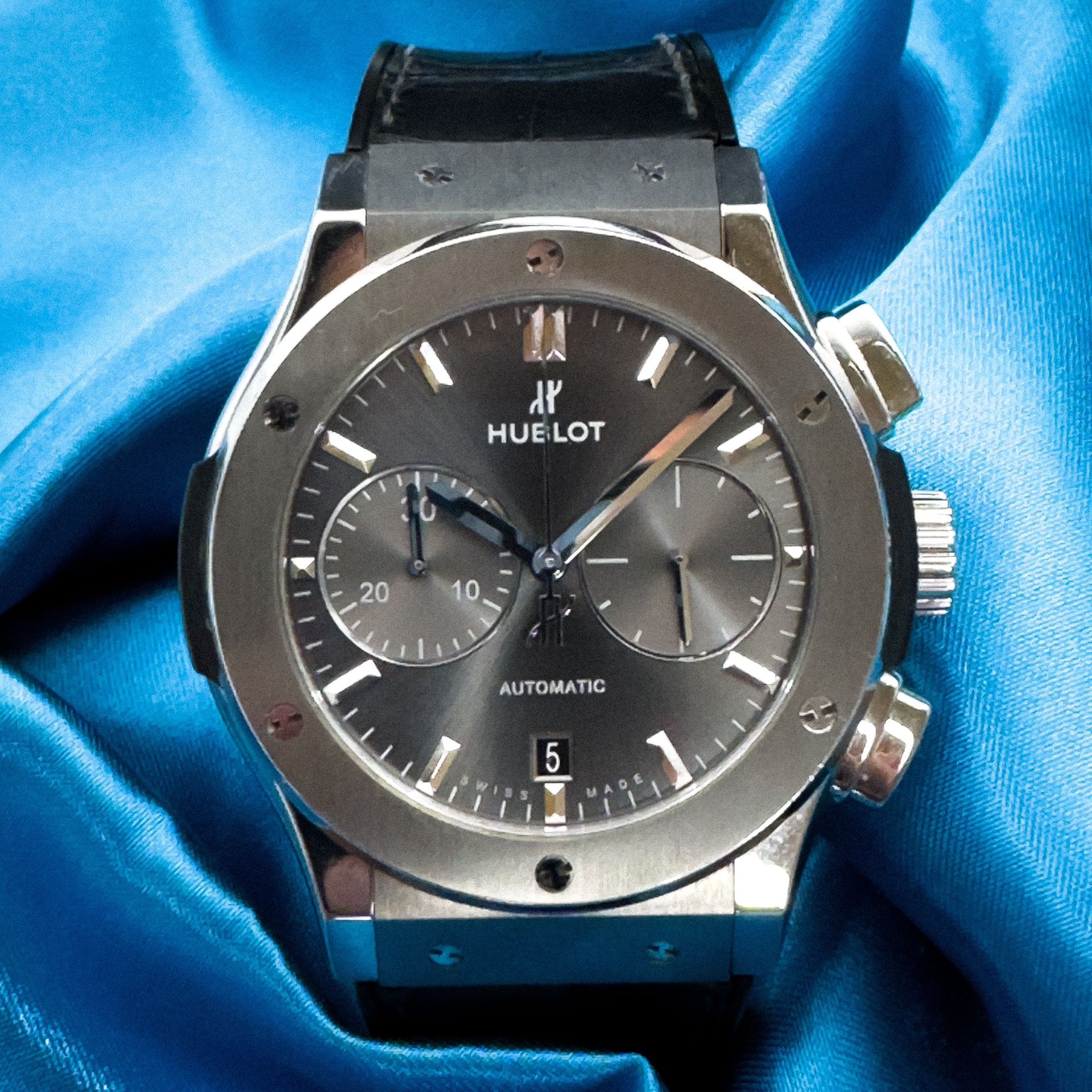 Hublot Classic Fusion Chronograph: Titanium Racing