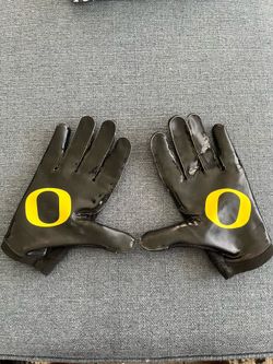 Oregon football gloves