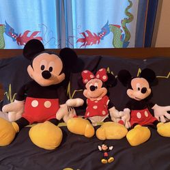 Beautiful Miki & Mini Mouse Stuffed Animals Family