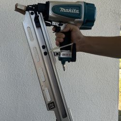 Pneumatic 3-1/2 in. 21° Full Round Head Corded Framing Nailer