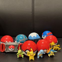 Pokemon Clip-n’-Go Belt (w/Pokemon Figures Included)