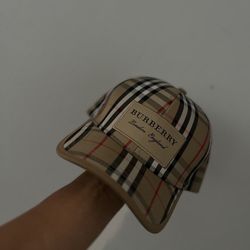 Burberry Cap 