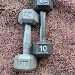SET OF 10LB.  HEXHEAD DUMBBELLS
 TOTAL 20LBs. 
7111  S. WESTERN WALGREENS 
$20  CASH ONLY AS IS