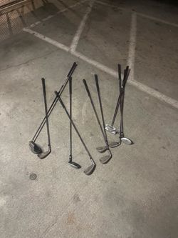 Set of Mixed Golf Clubs