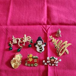 7 Sweet Christmas Pins