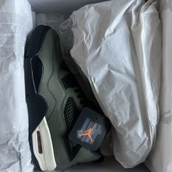 Jordan 4 Undefeated 2025 DS 10.5