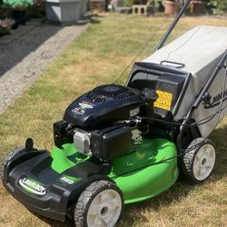 LAWNBOY self Propelled Lawnmower (AWD)