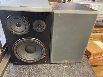 Yamaha NS-A635A Speakers