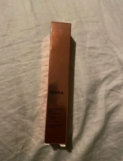 YENSA MAKEUP Foundation