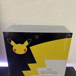 Pokémon Celebrations PC ETB