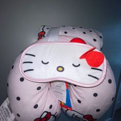 Hello Kitty Travel Set