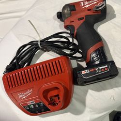 Milwaukee M12 FUEL SURGE 12V 1/4 in. Hex Impact Driver W/ 4.0 Battery