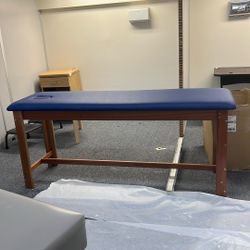 Exam/massage Table