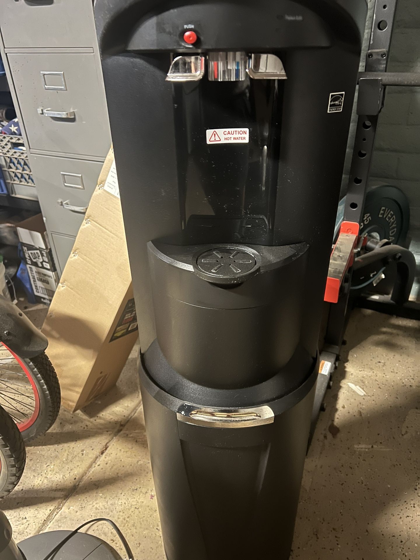 Crystal Mountain Bottom Load Cooler H/C for Sale in Mesa, AZ OfferUp