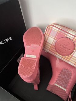COACH pink Boots And Wristlet