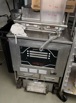 Used kitchen equipment - for fried chicken etc