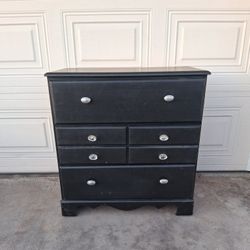 Wood  3 Drawer Dresser 
