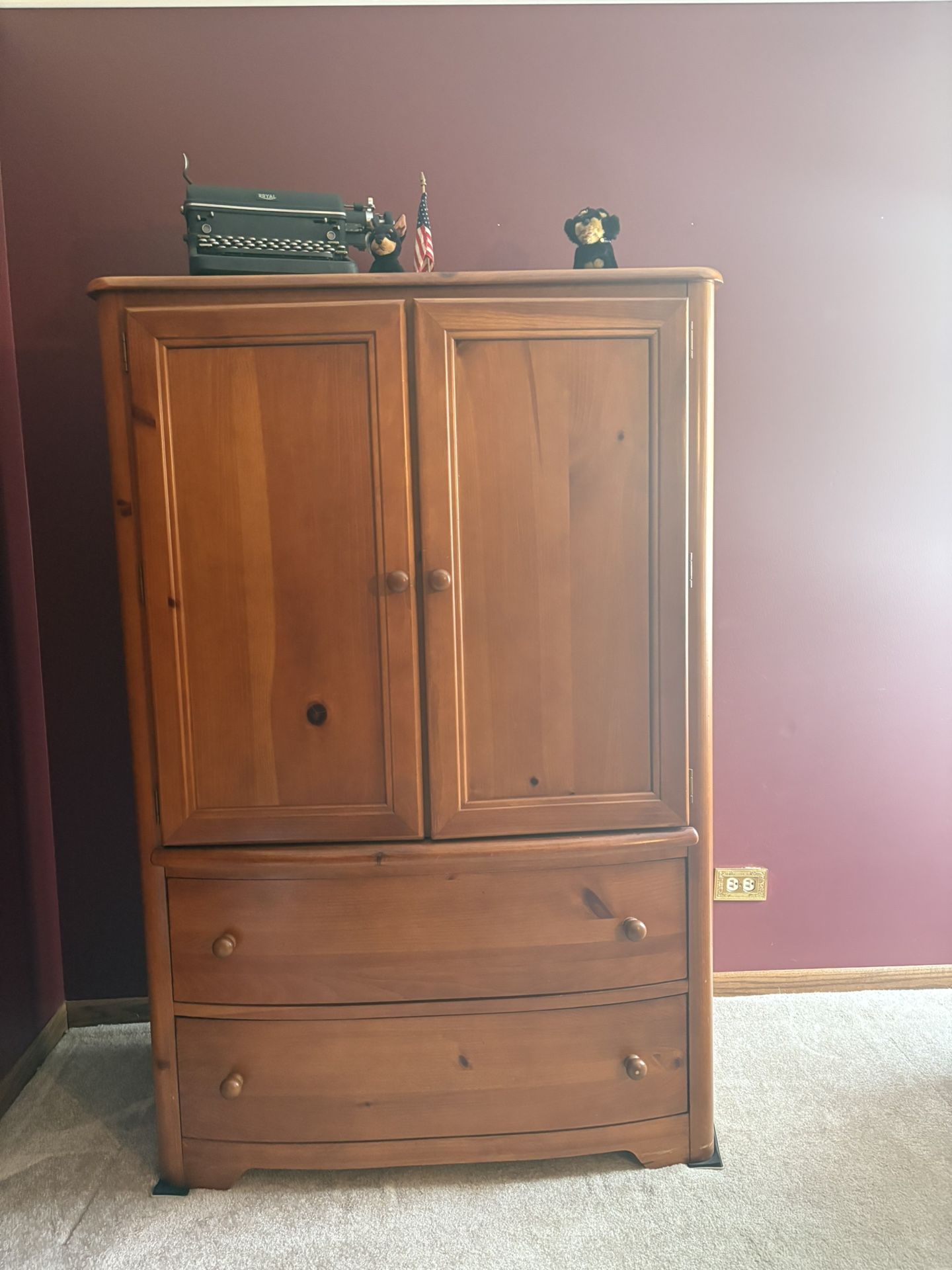 Armoir - Beautiful Storage Addition