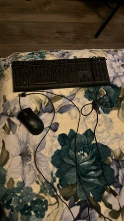 Razor keyboard with mouse