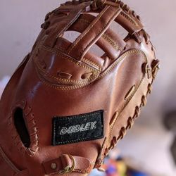 Nice Authentic Vintage Glove