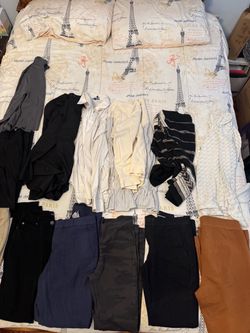 Women’s Clothing Lot Size Small / 26 – Pants, Blouses, Sweaters & Tops