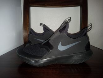 Like new size 6 Youth $30