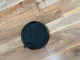 Like New .. Lefant model no 210 robotic Roomba Sweeper