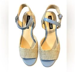 Women’s Wedge Violent & Red Micah Textured Wedge Blue & Tan Excellent Condition 