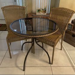  Pretty Outdoor Patio Furniture Set! Brand New  