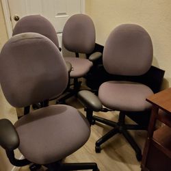 Rolling Chairs/Office Chairs 