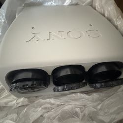 Sony VPH-D50HT-MKII projector 